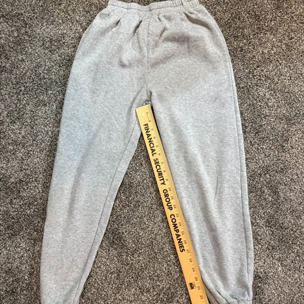 Gray sweatpants - waist measurement included